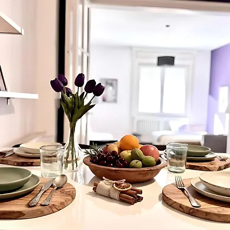 شقة Aura Residency - Balcony - Steps To Main Attractions
